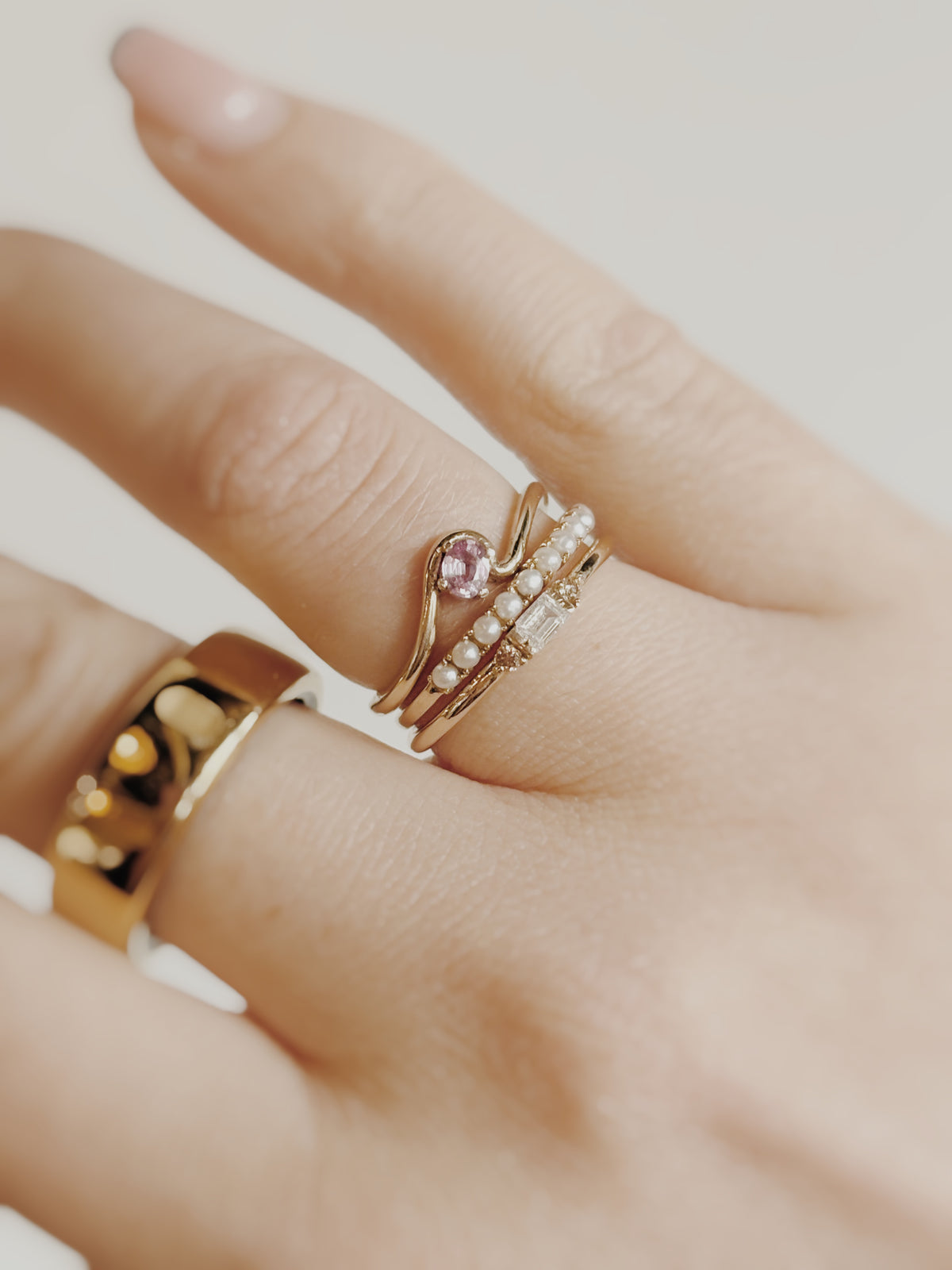 10k Mara Pink Sapphire Ring