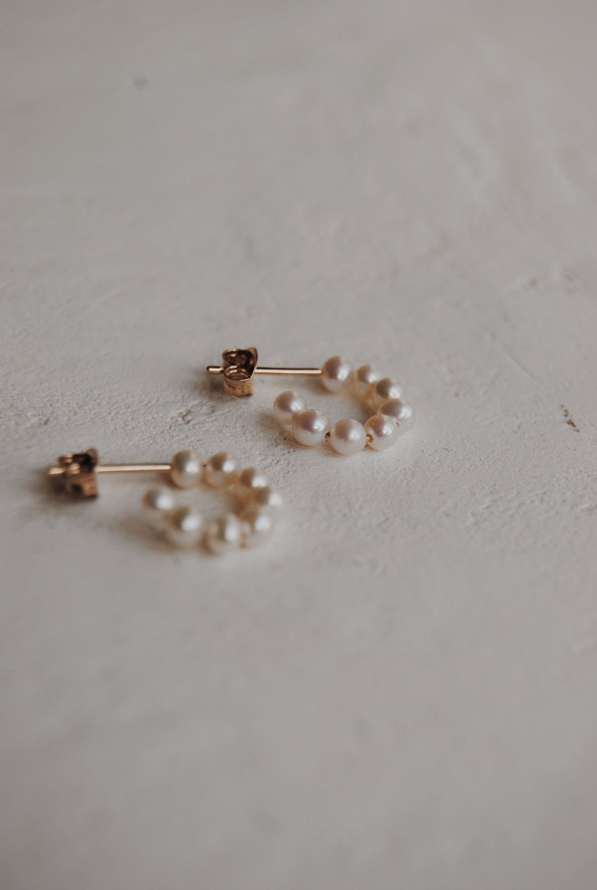 14k Kadence Pearl Hoop Earrings