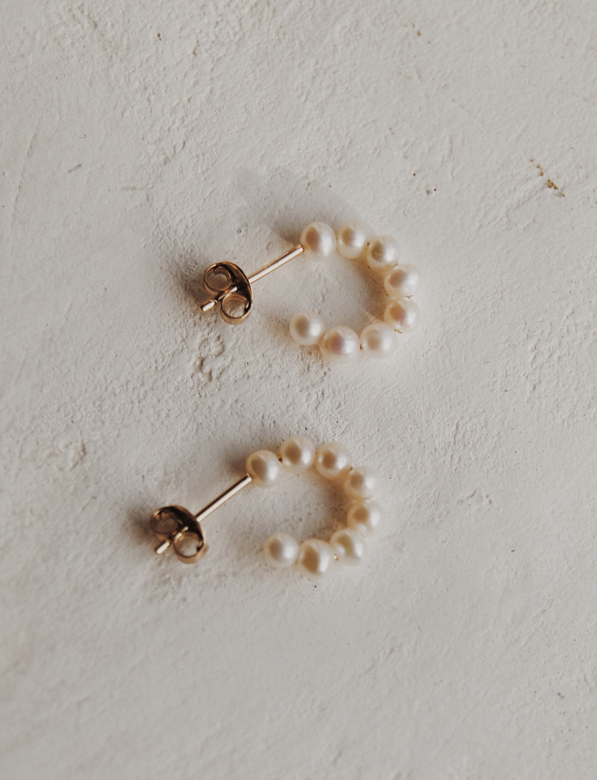14k Kadence Pearl Hoop Earrings