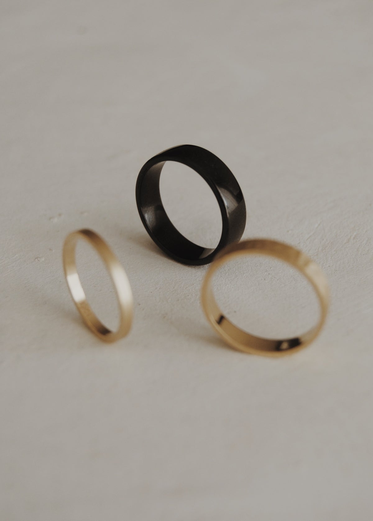 Tao Men’s Zirconium Wedding Band