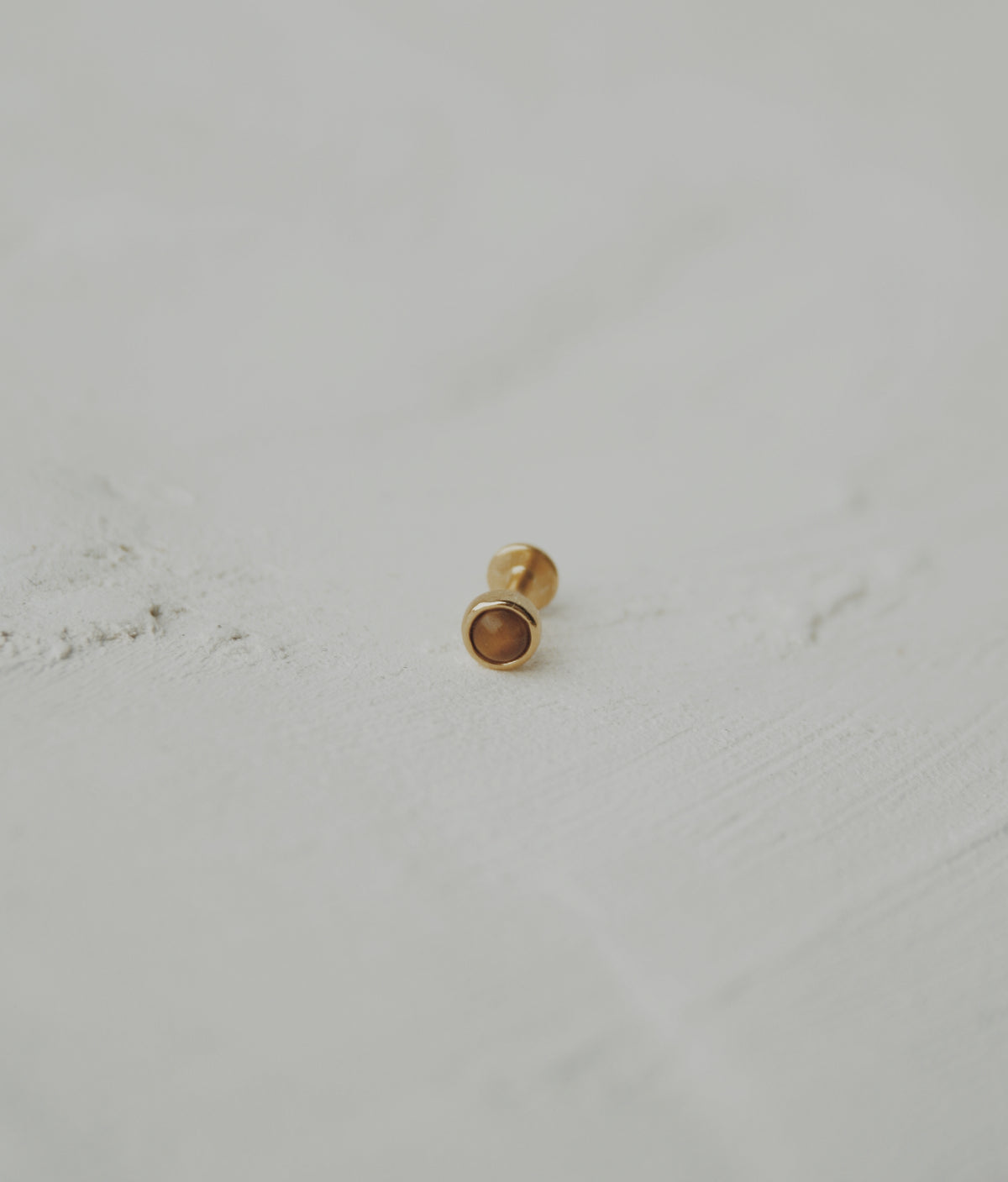 Mirren Cartilage Stud Earring