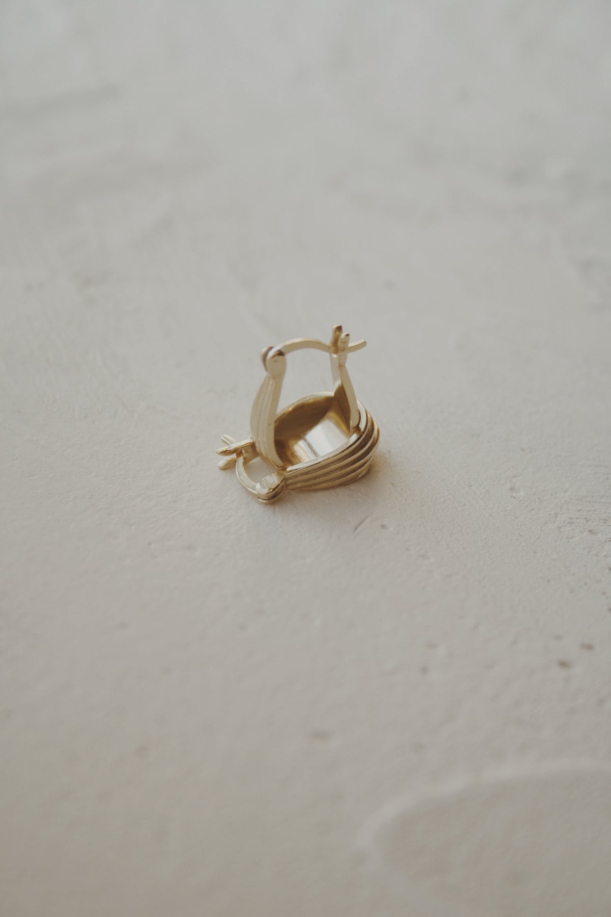 Montgomery Hoop Earrings- Vermeil