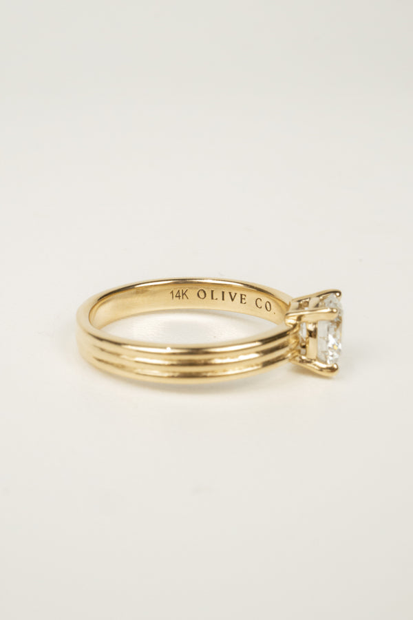 Scottie Engagement Ring- 1ct Round
