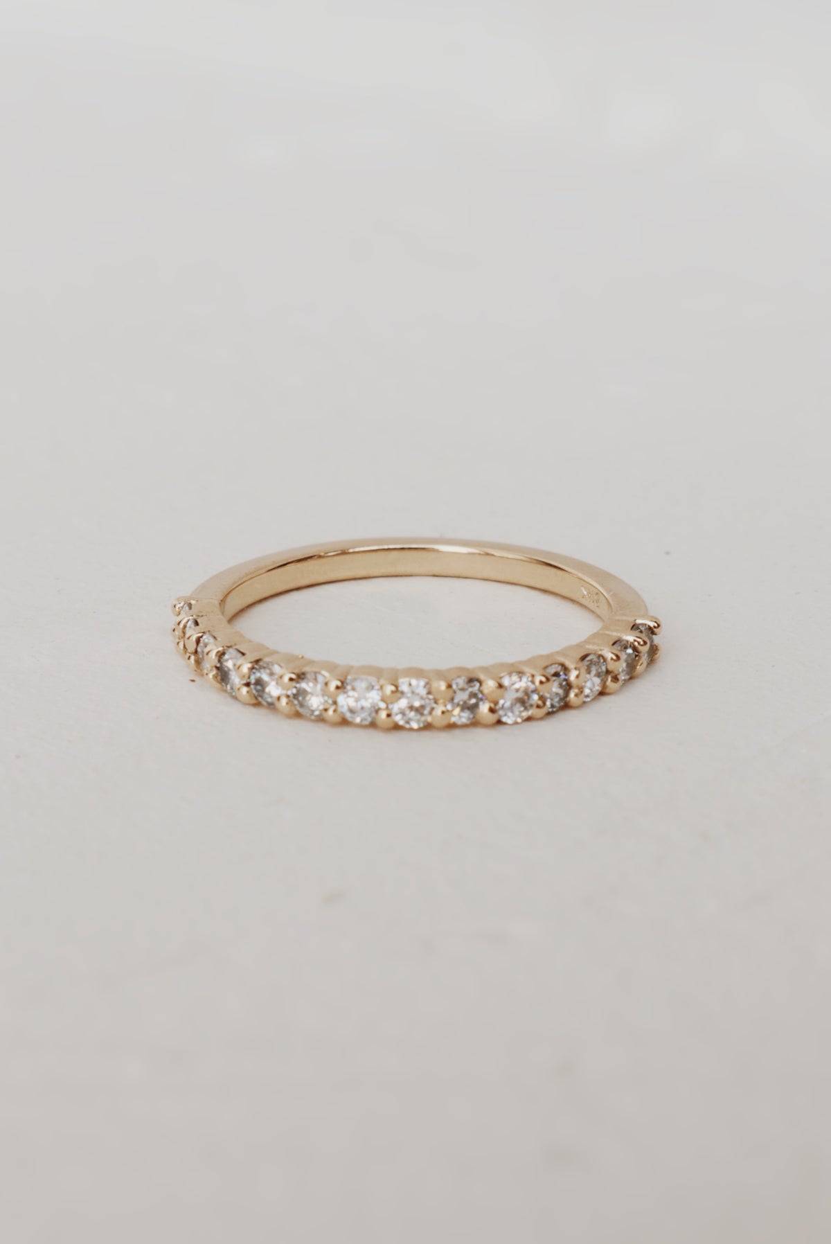 Quin Wedding Band - Yellow Gold
