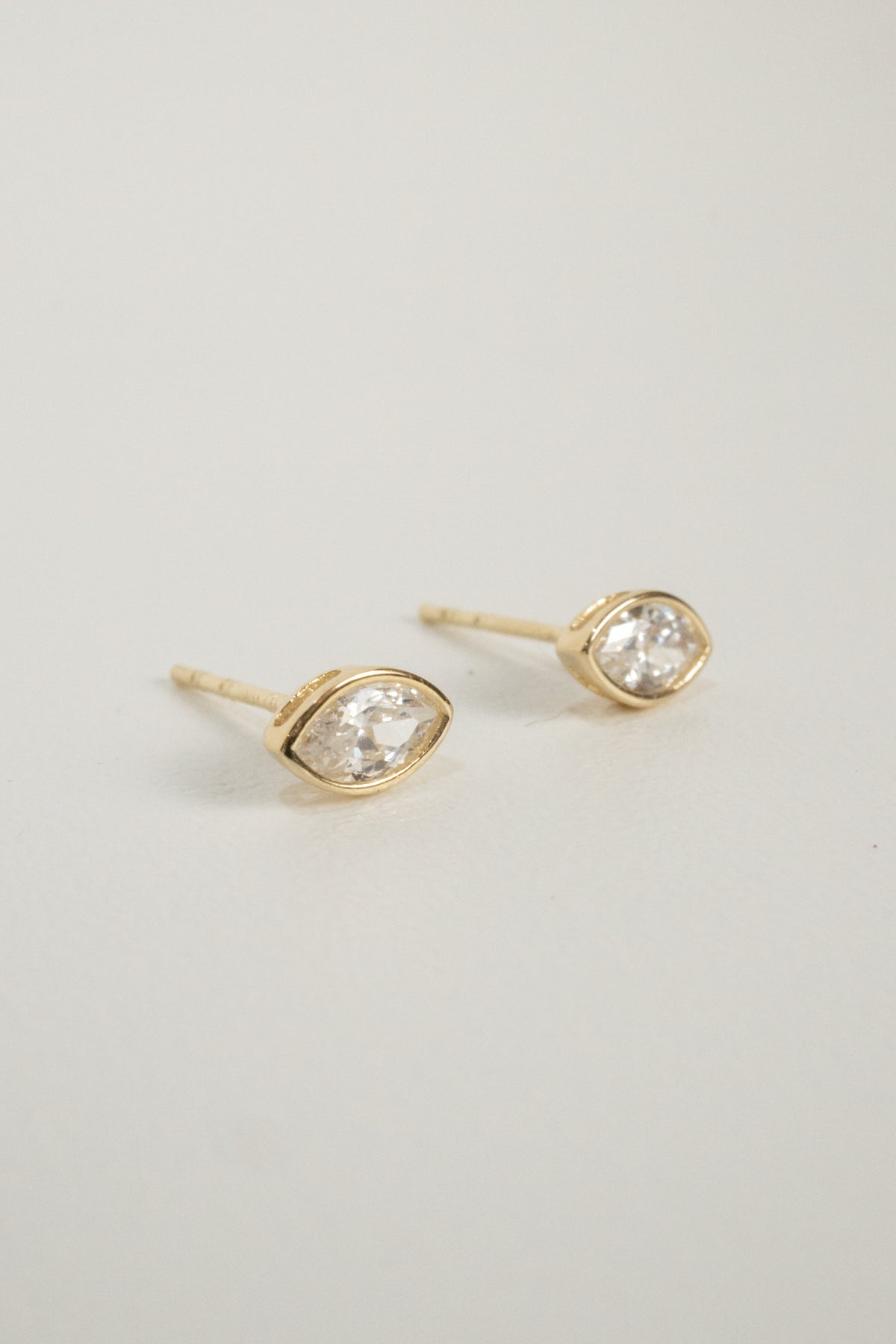 10k Becca Bezel-Marquise Earrings