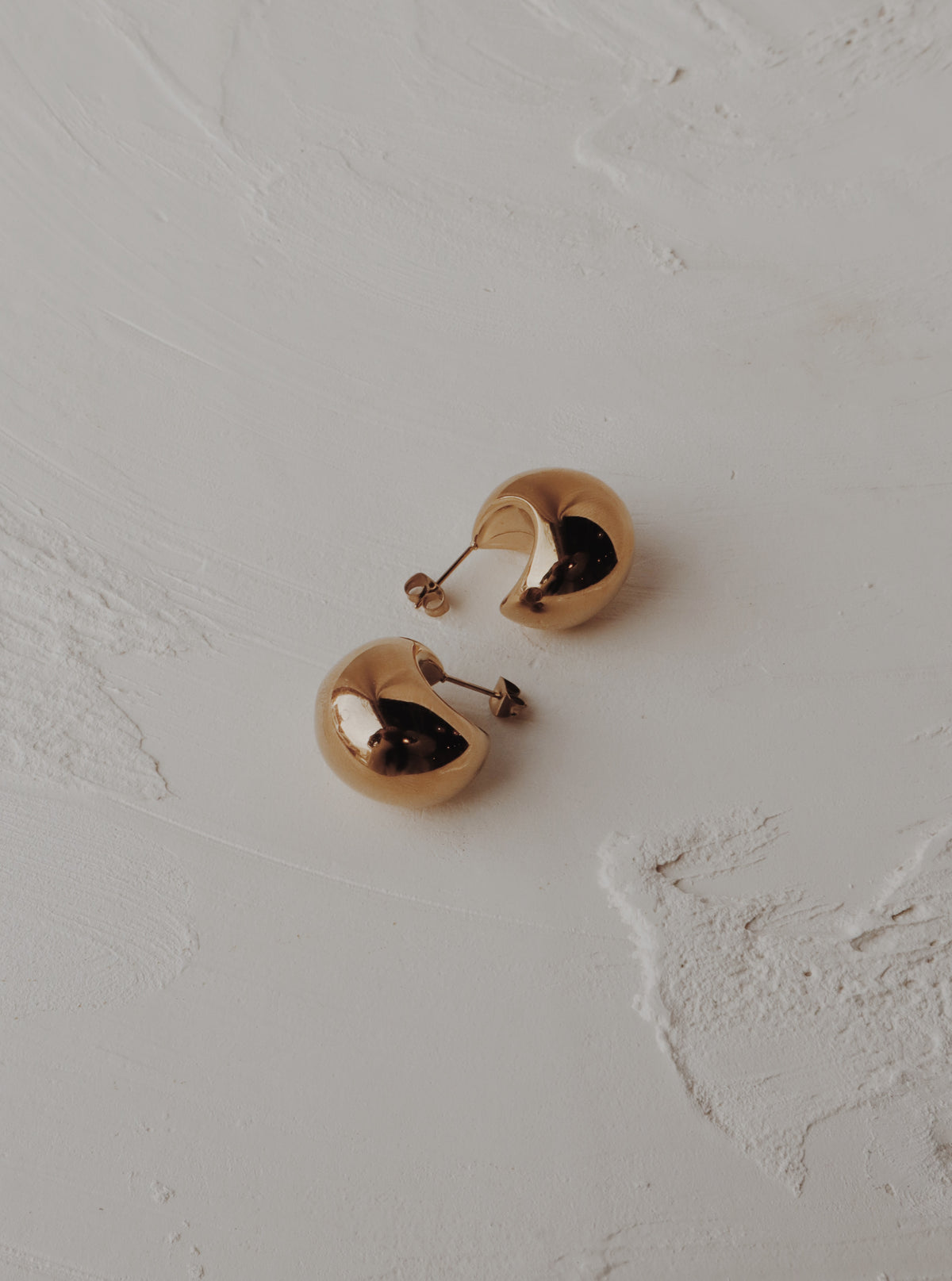 Iris Chunky Stud Earrings