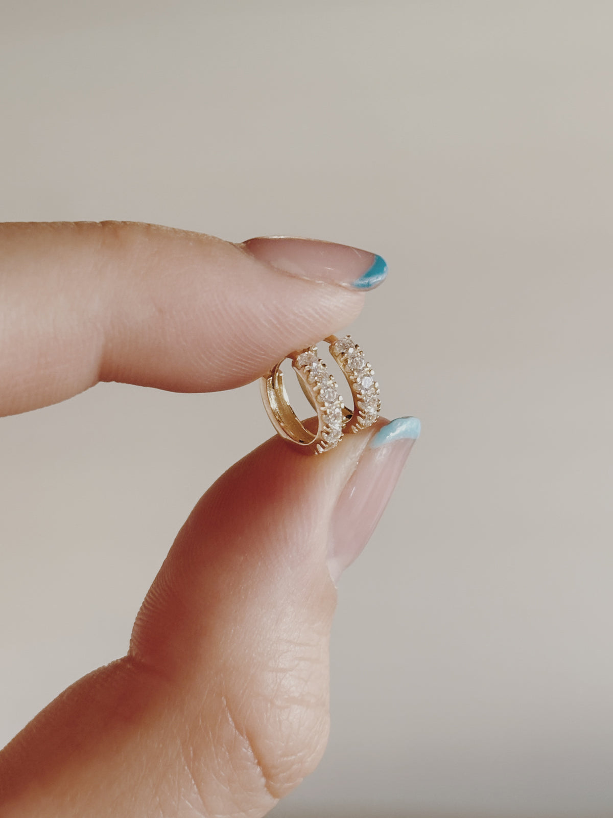 10k Shimmer Huggie Hoop Earrings