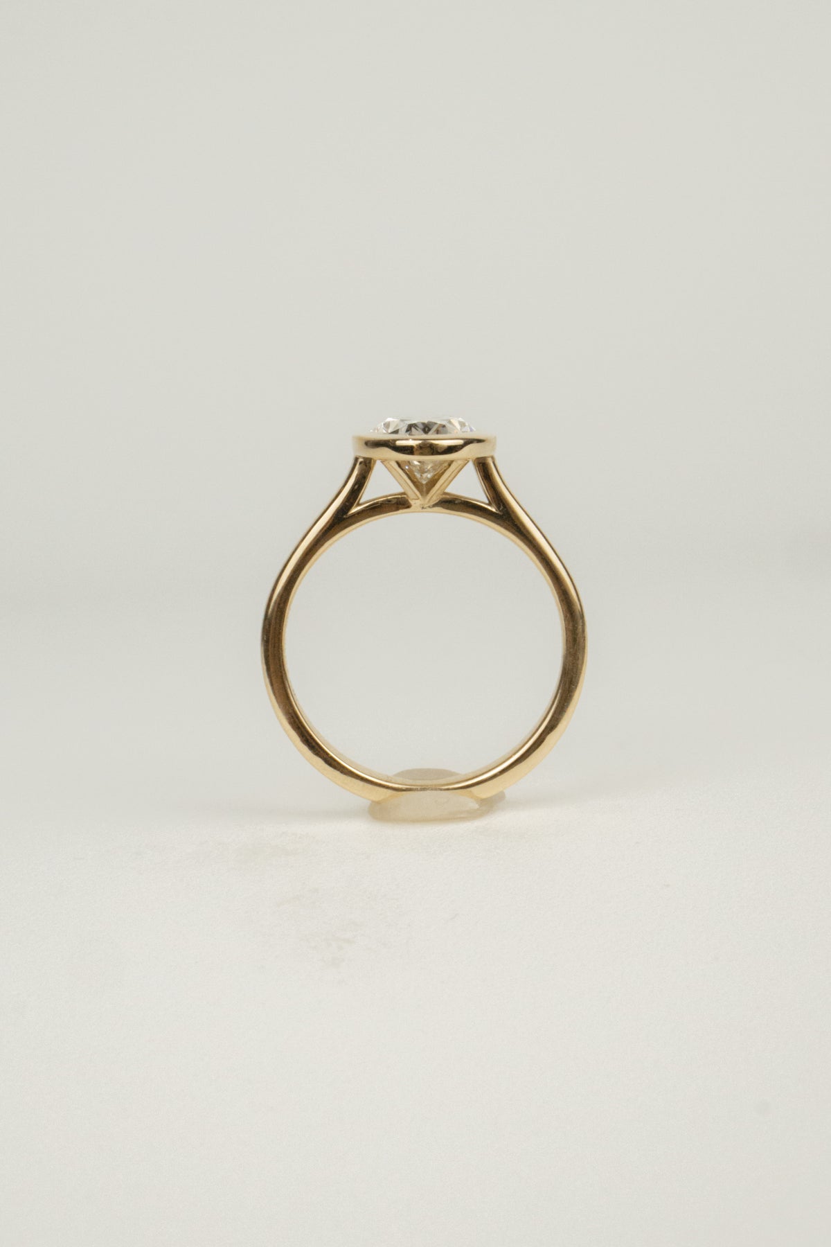 Winnie Engagement Ring- 2ct Oval