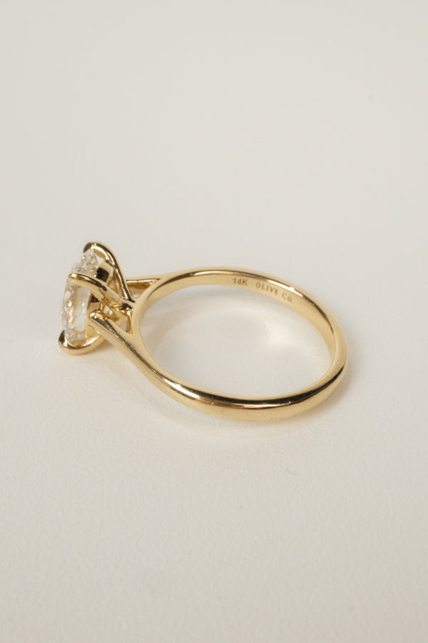 Piper Engagement Ring - Oval 2.5 ct