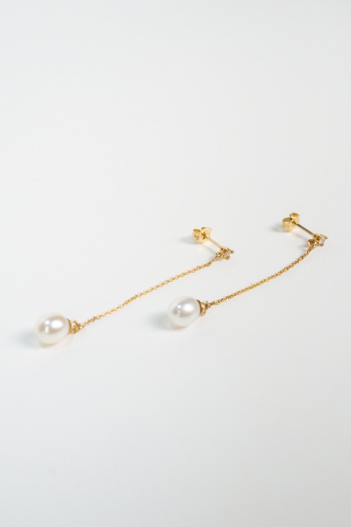 10k Emery Earrings