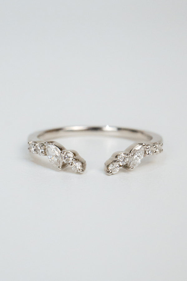 Primrose Wedding Band
