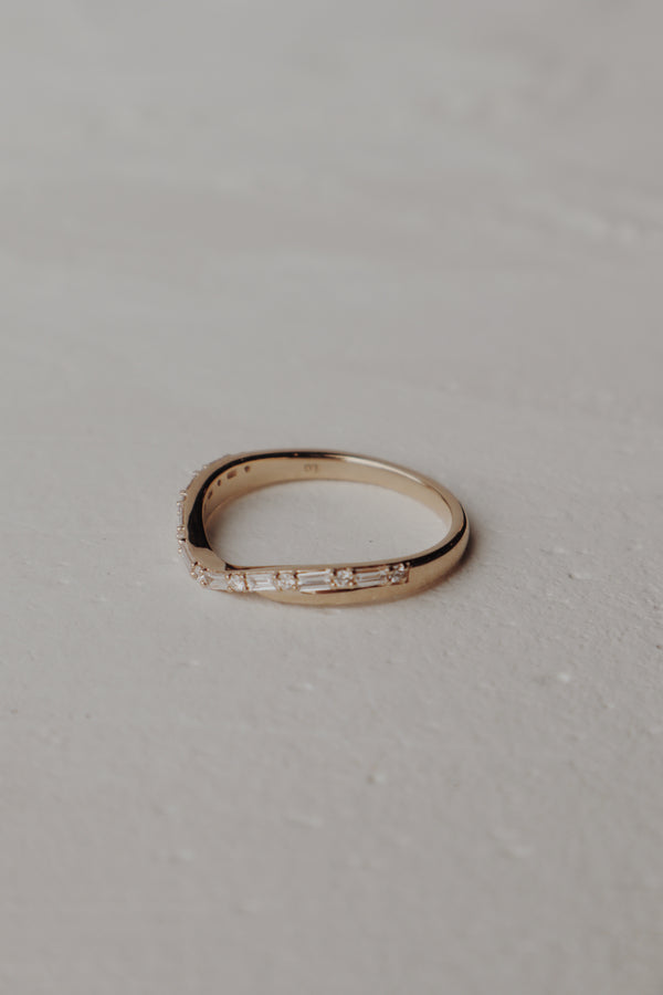 Everette Wedding Band