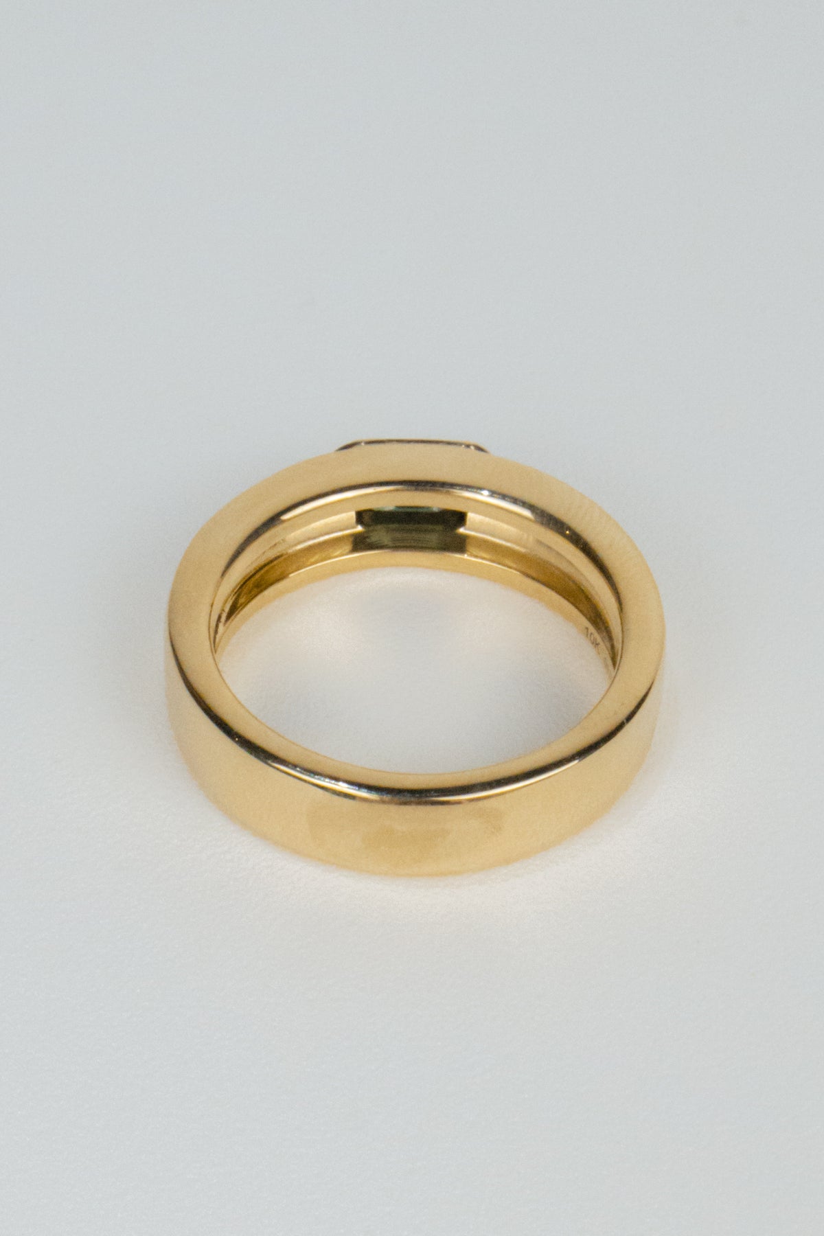 Oliver Men's Wedding Band