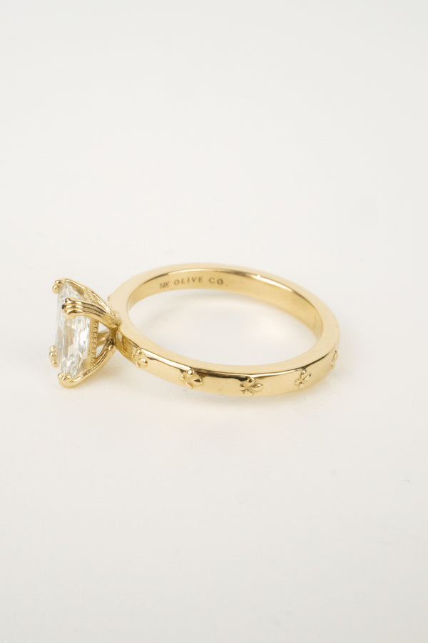 Hosanna Engagement Ring- 1ct Radiant