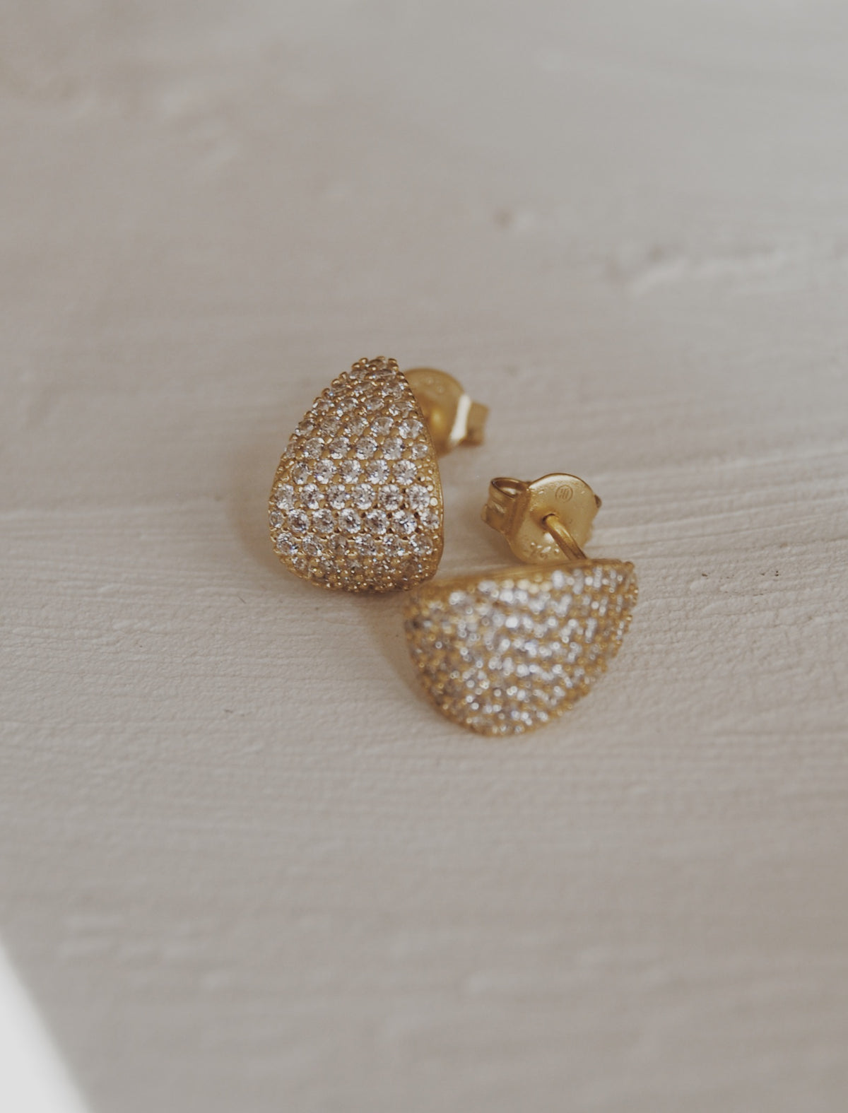 Pavè Pear Vermeil Studs