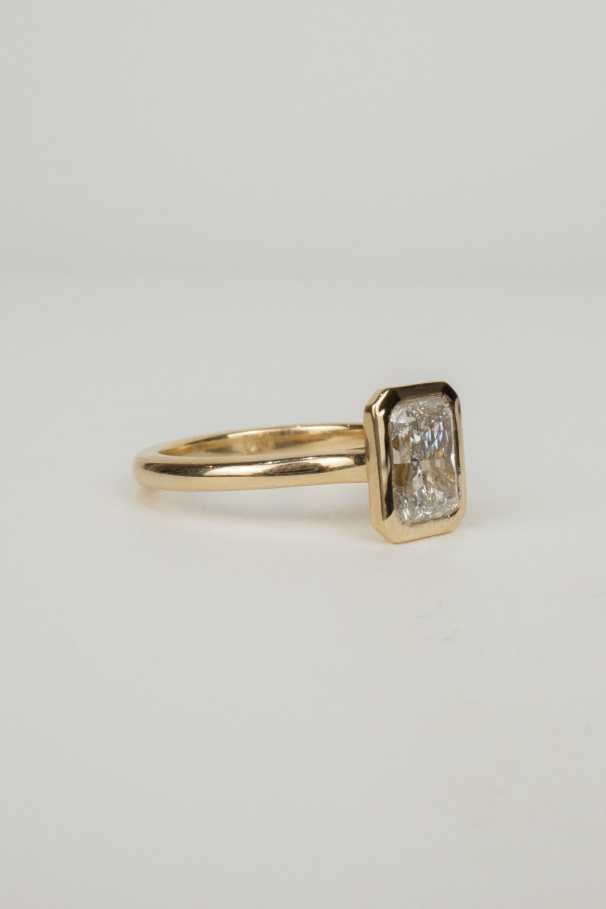 Winnie Engagement Ring- 1.5ct Radiant
