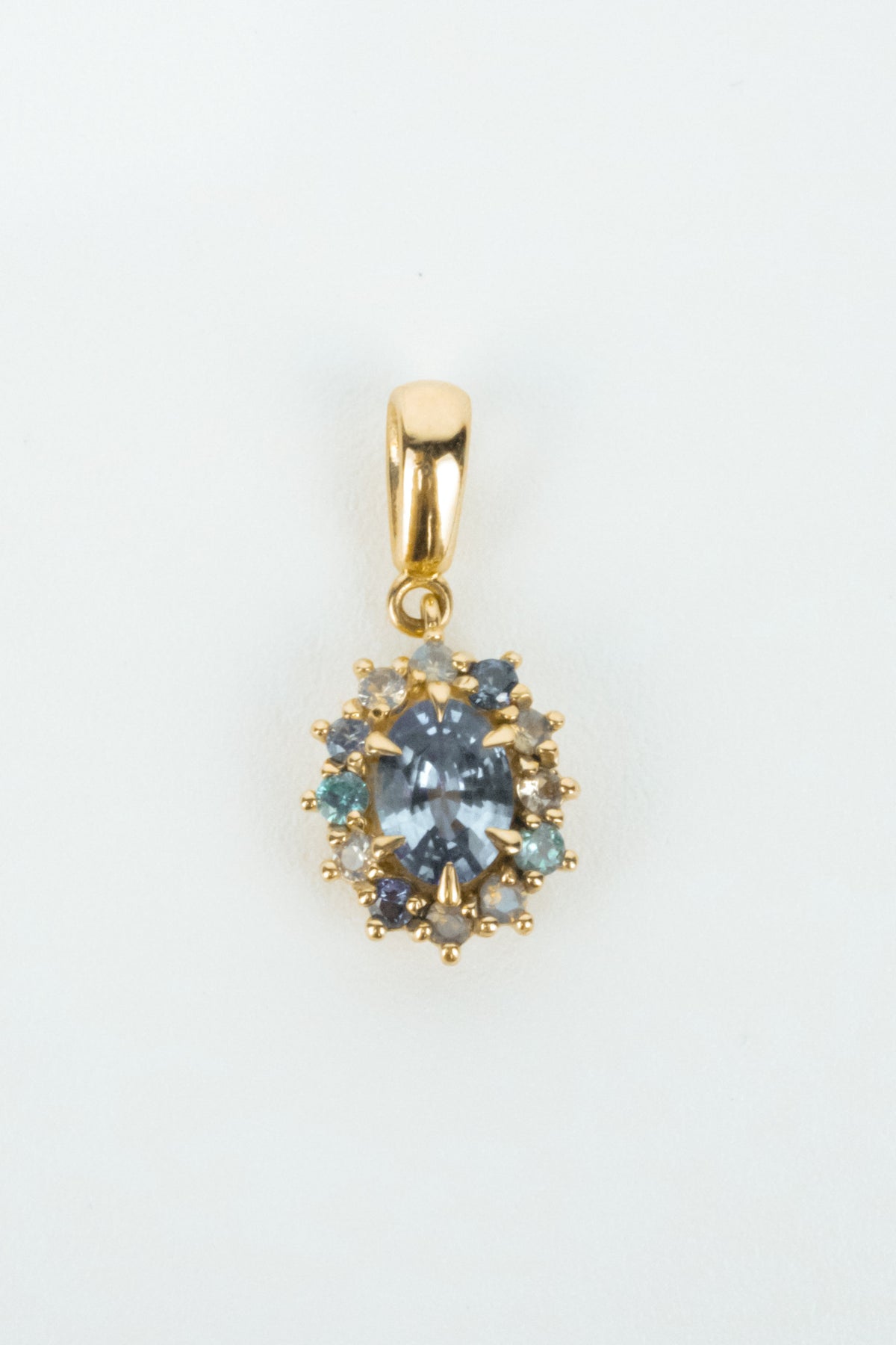 Esmè Pendant- 1.3ct Natural Sapphire