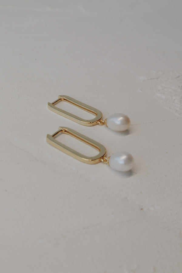 Cossette Pearl Hoop Earrings- Vermeil