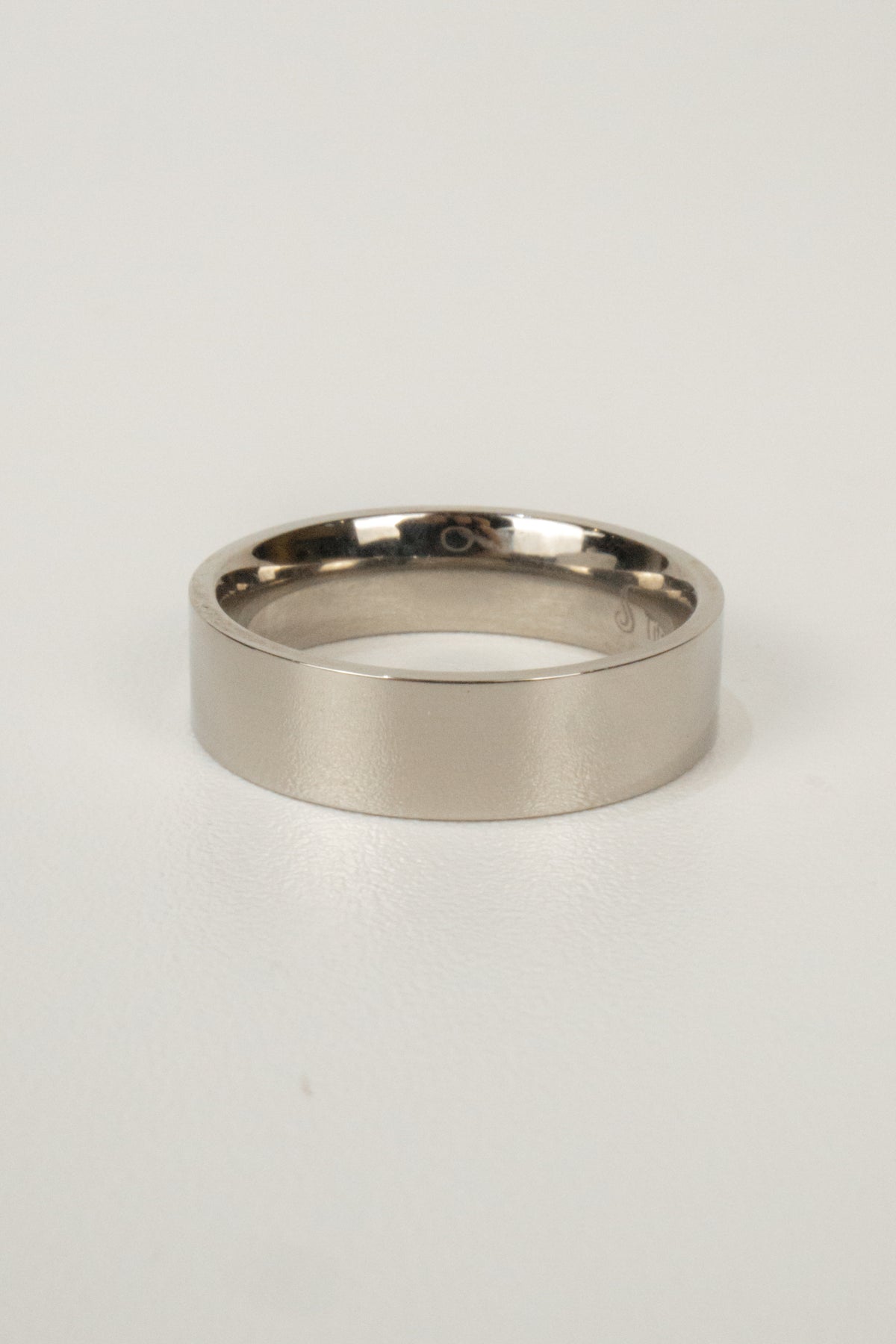 Harlow Men's Titanium Wedding Band