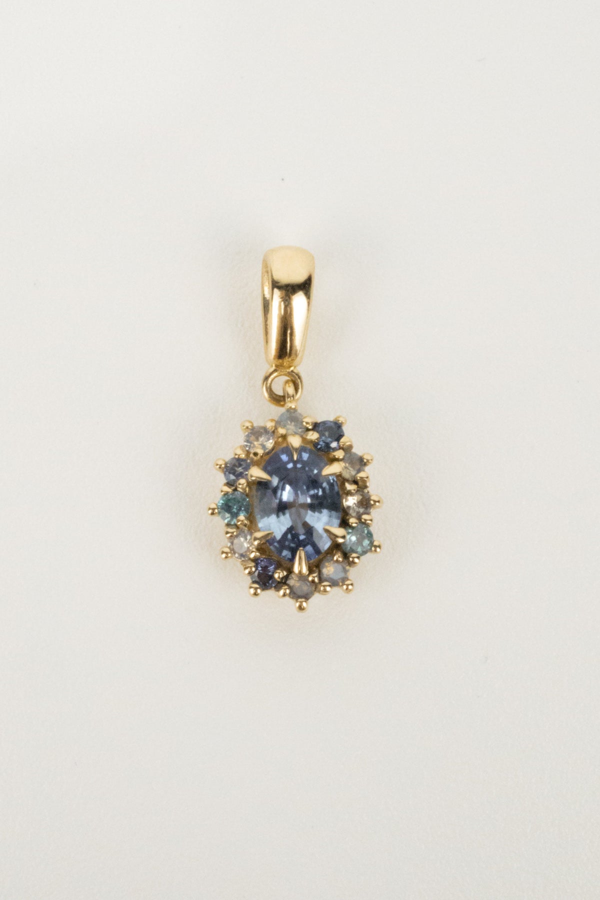 Esmè Pendant- 1.3ct Natural Sapphire