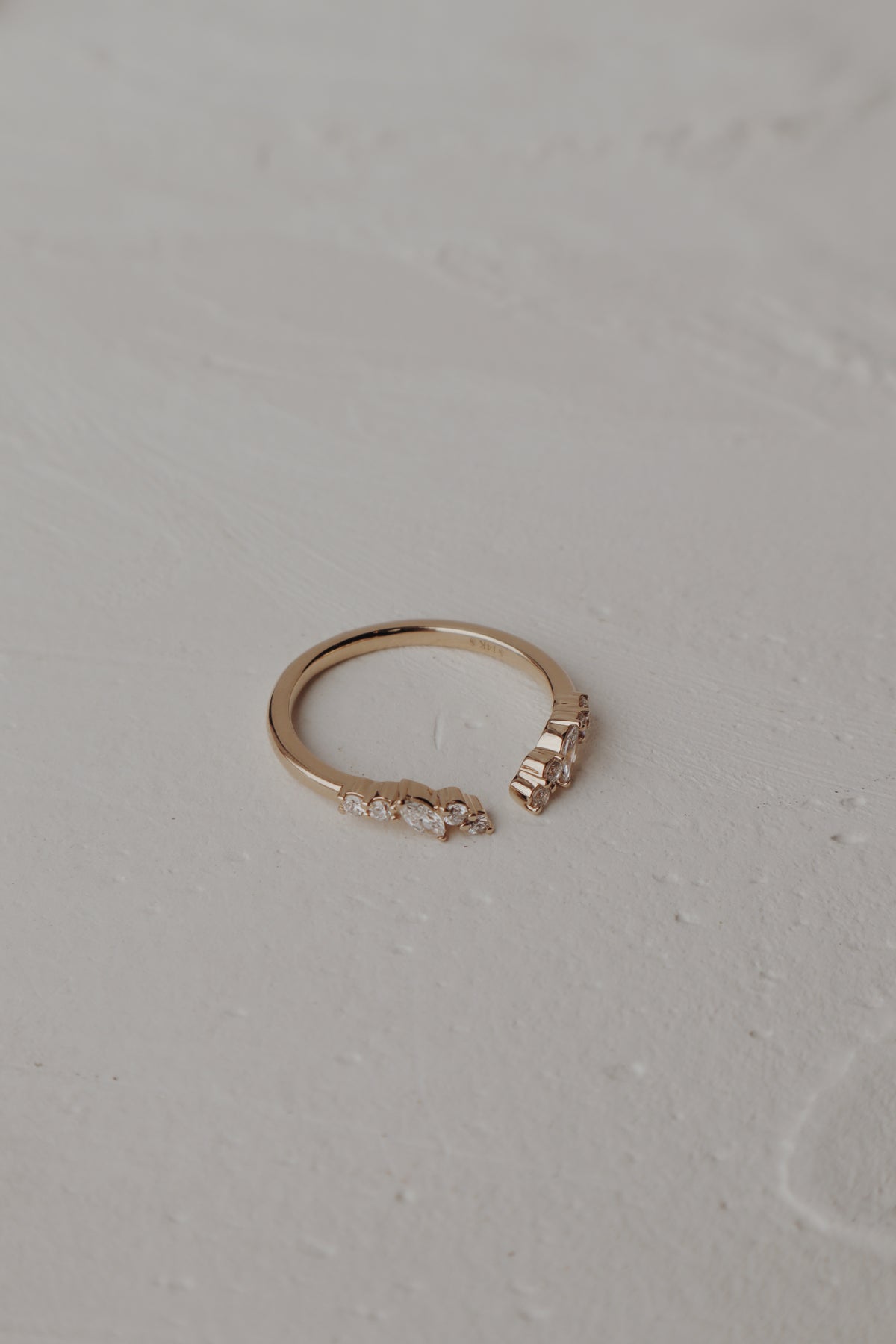 Primrose Wedding Band