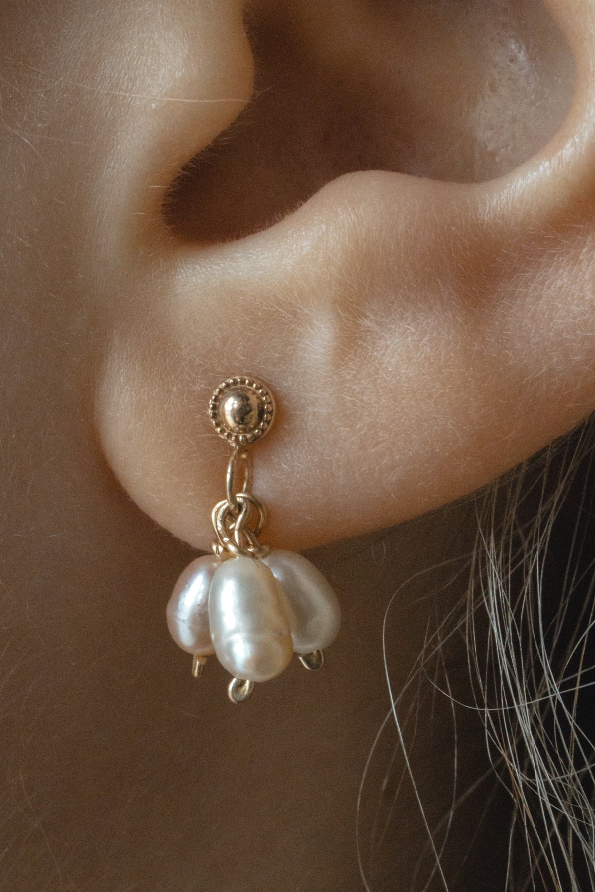 10K Phoebe Pearl Earrings