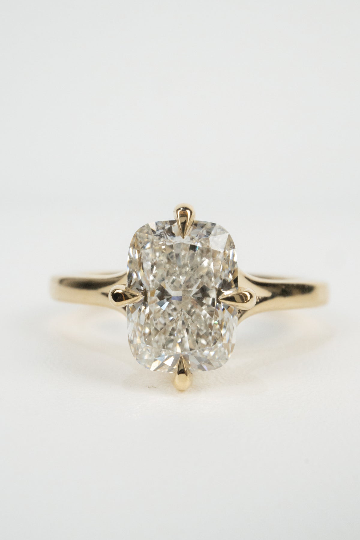 Elliot Engagement Ring- 2ct Cushion