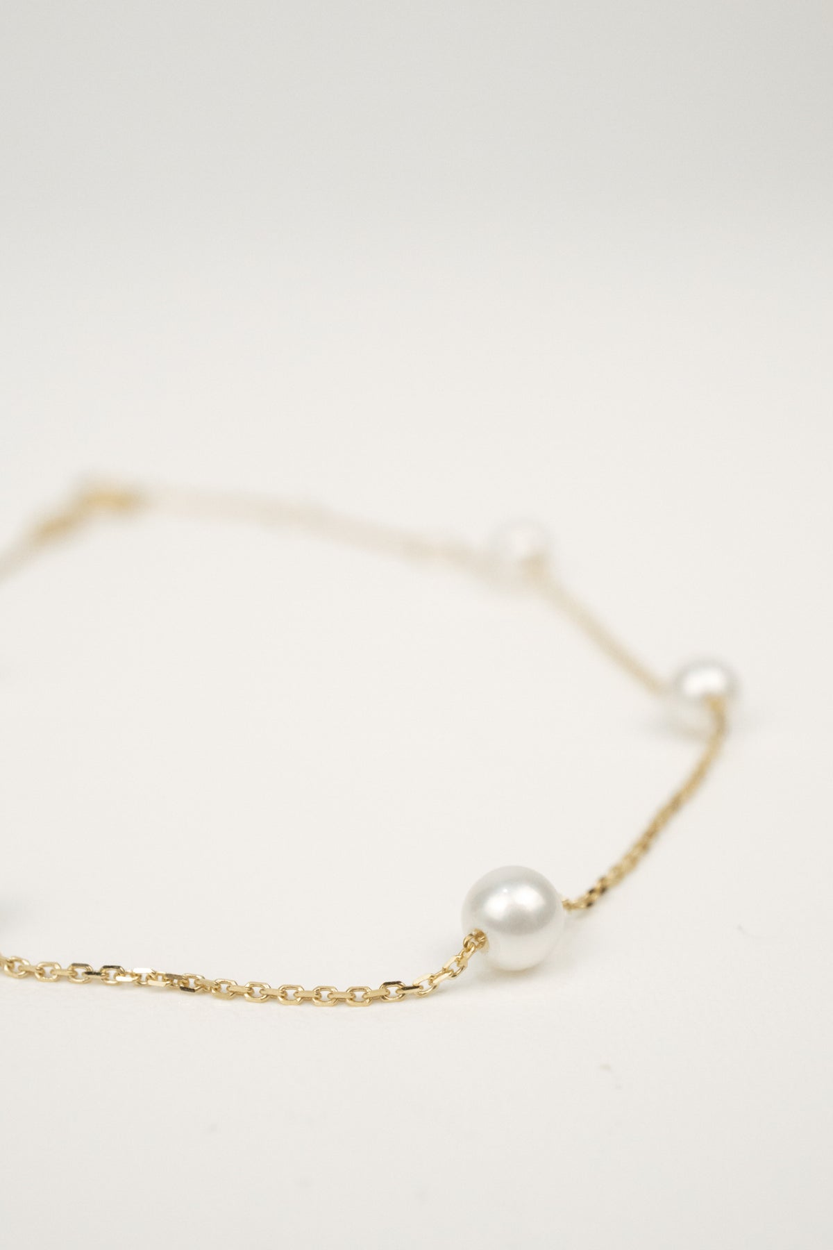 10K Elowen Pearl Bracelet