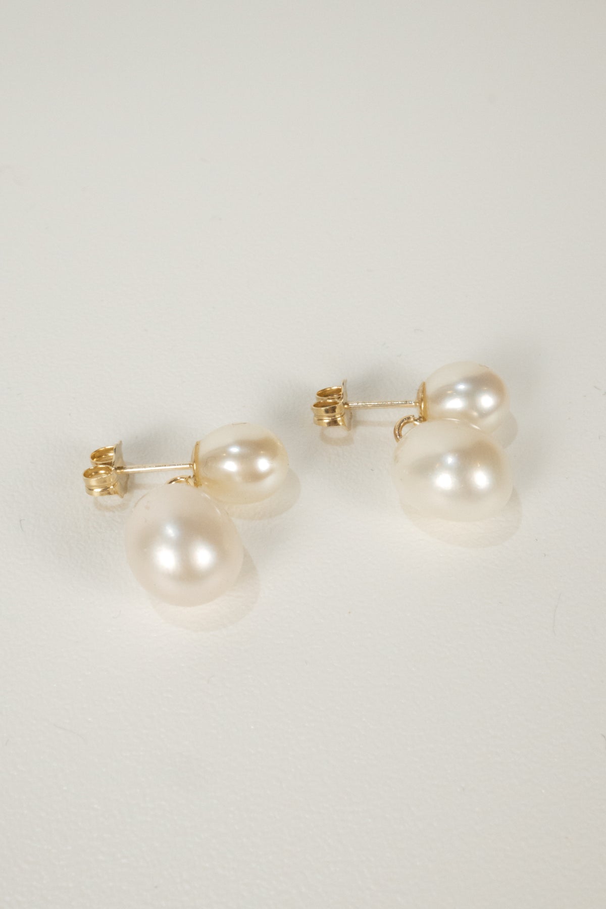 10k Brittan Pearl Earrings