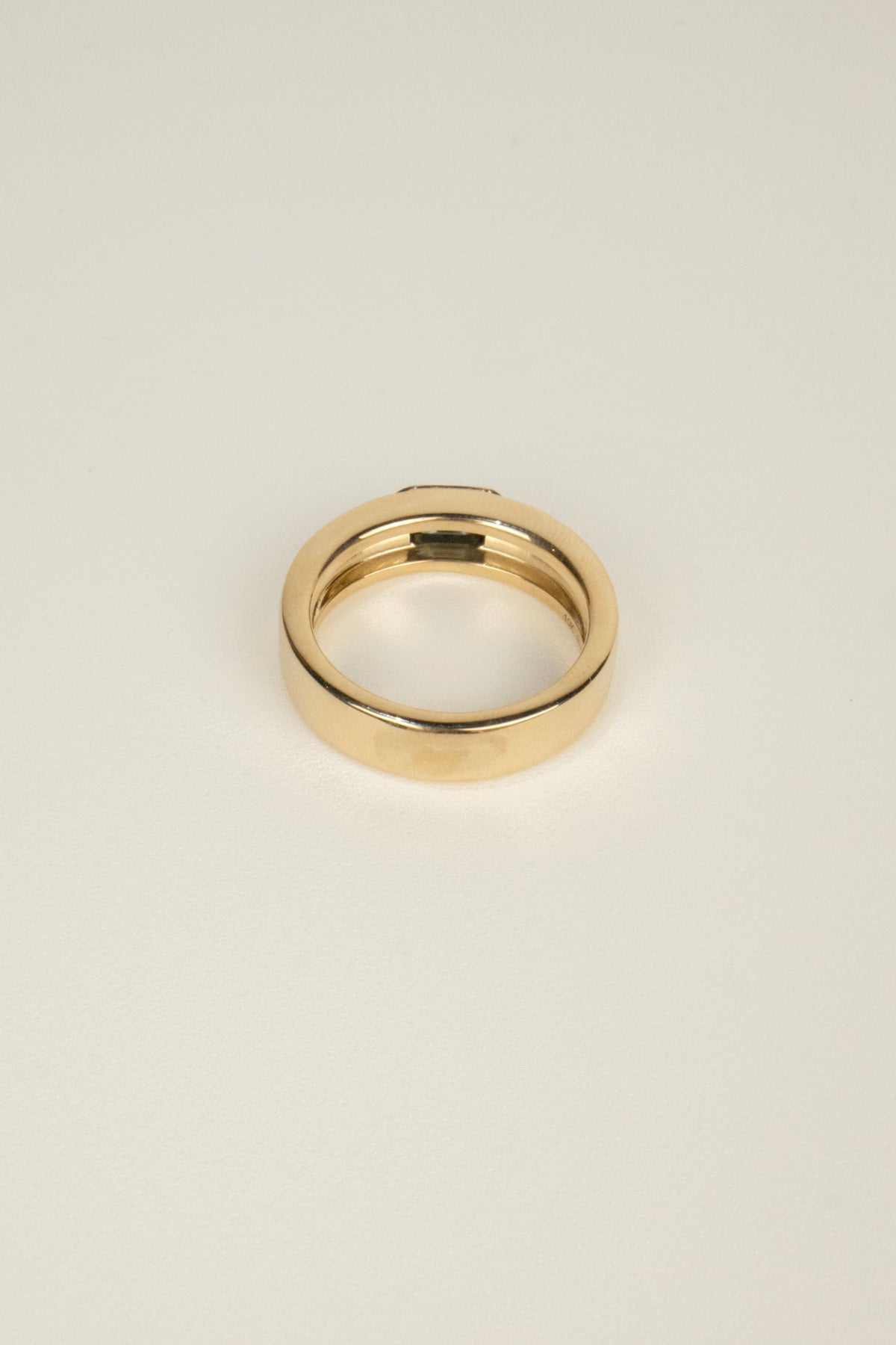Oliver Men's Wedding Band