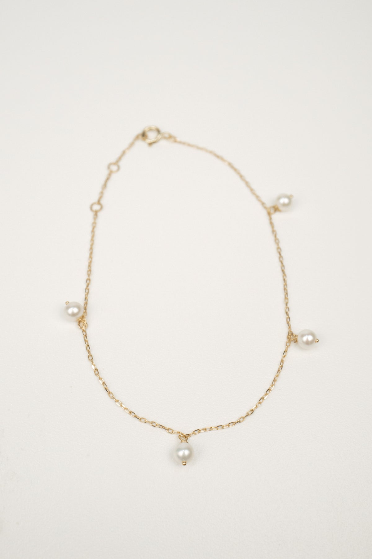 10K Corinne Pearl Bracelet