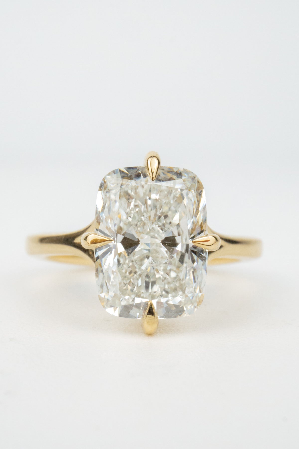 Elliot Engagement Ring- 4ct Cushion