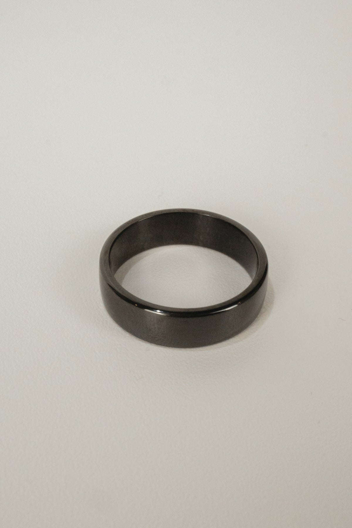 Tao Men’s Zirconium Wedding Band