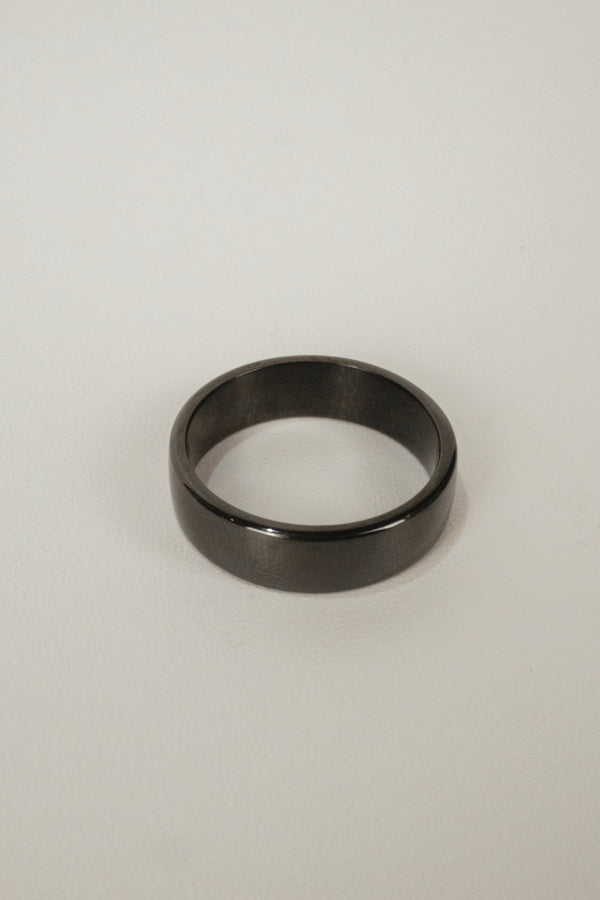 Tao Men’s Zirconium Wedding Band
