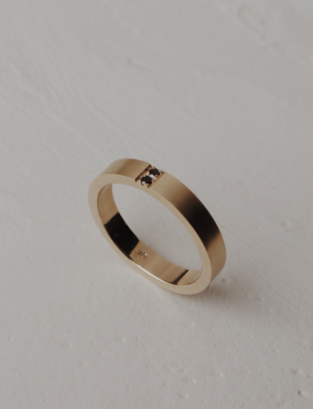 Ebony Men’s Wedding Band