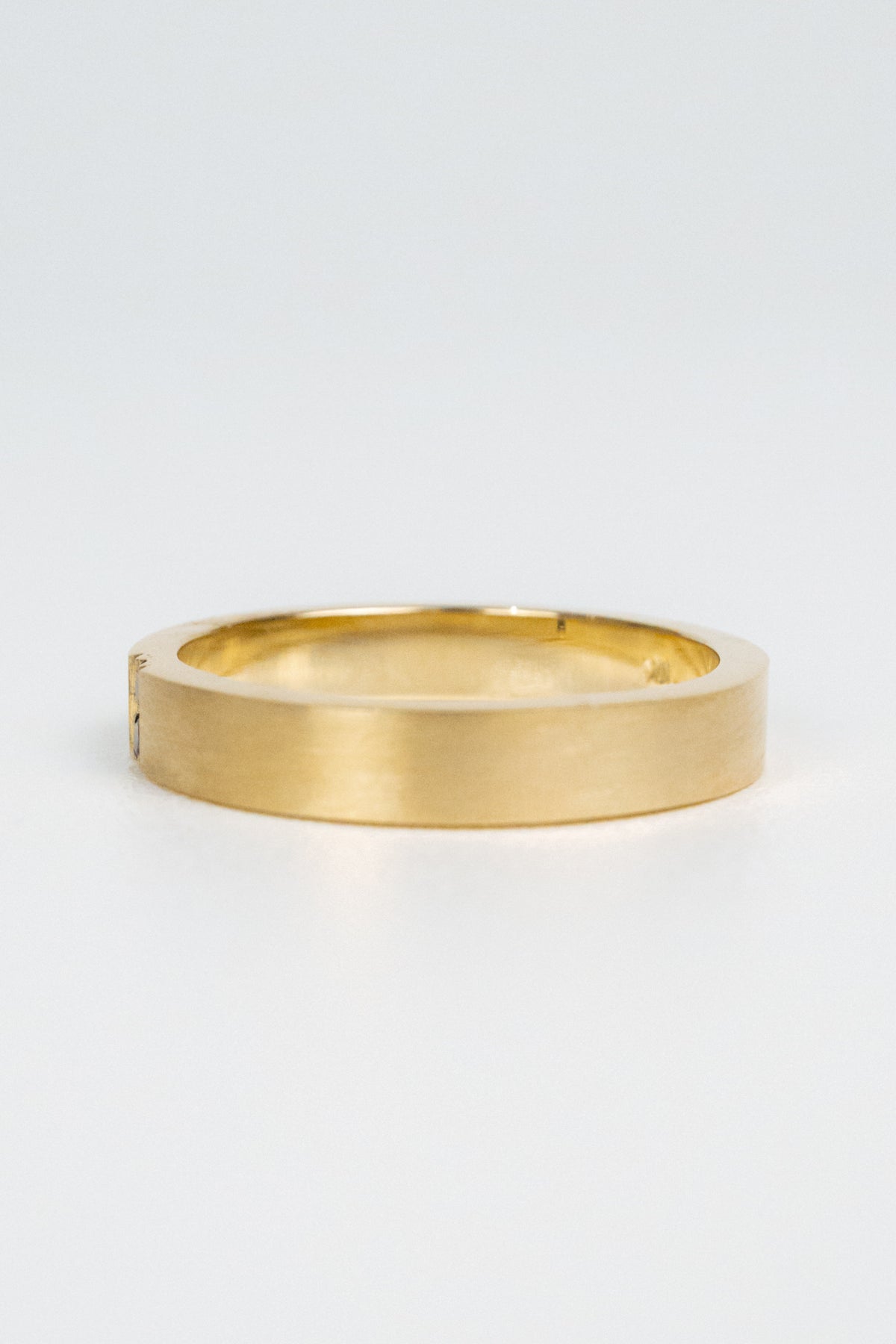 Ebony Men’s Wedding Band