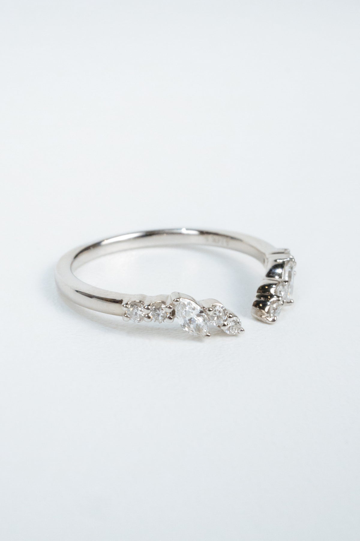 Primrose Wedding Band