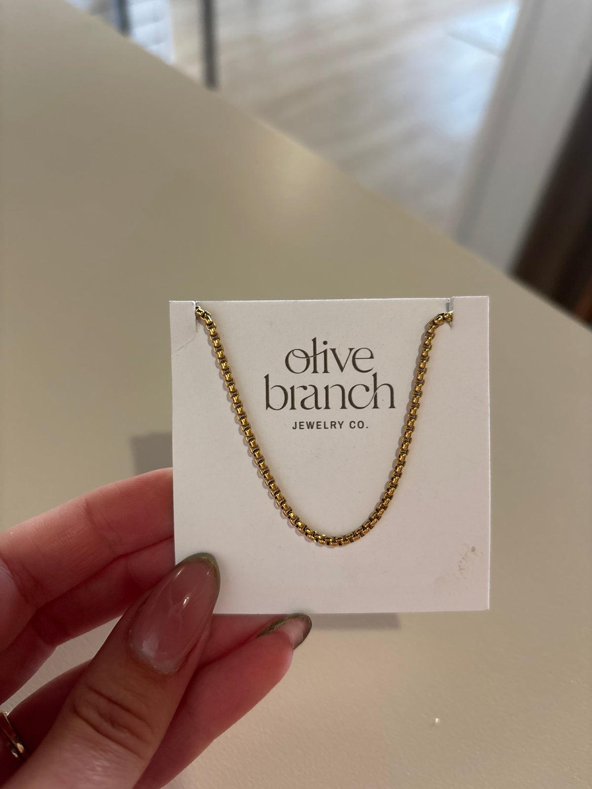Lynna Box Chain