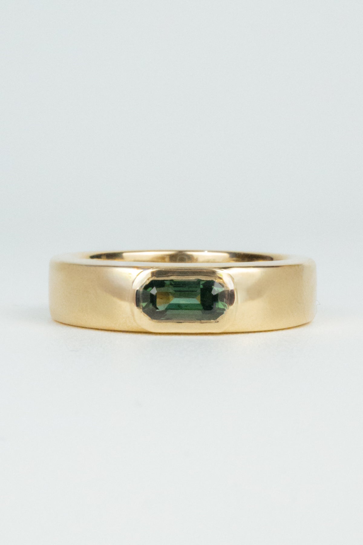 Oliver Men's Wedding Band
