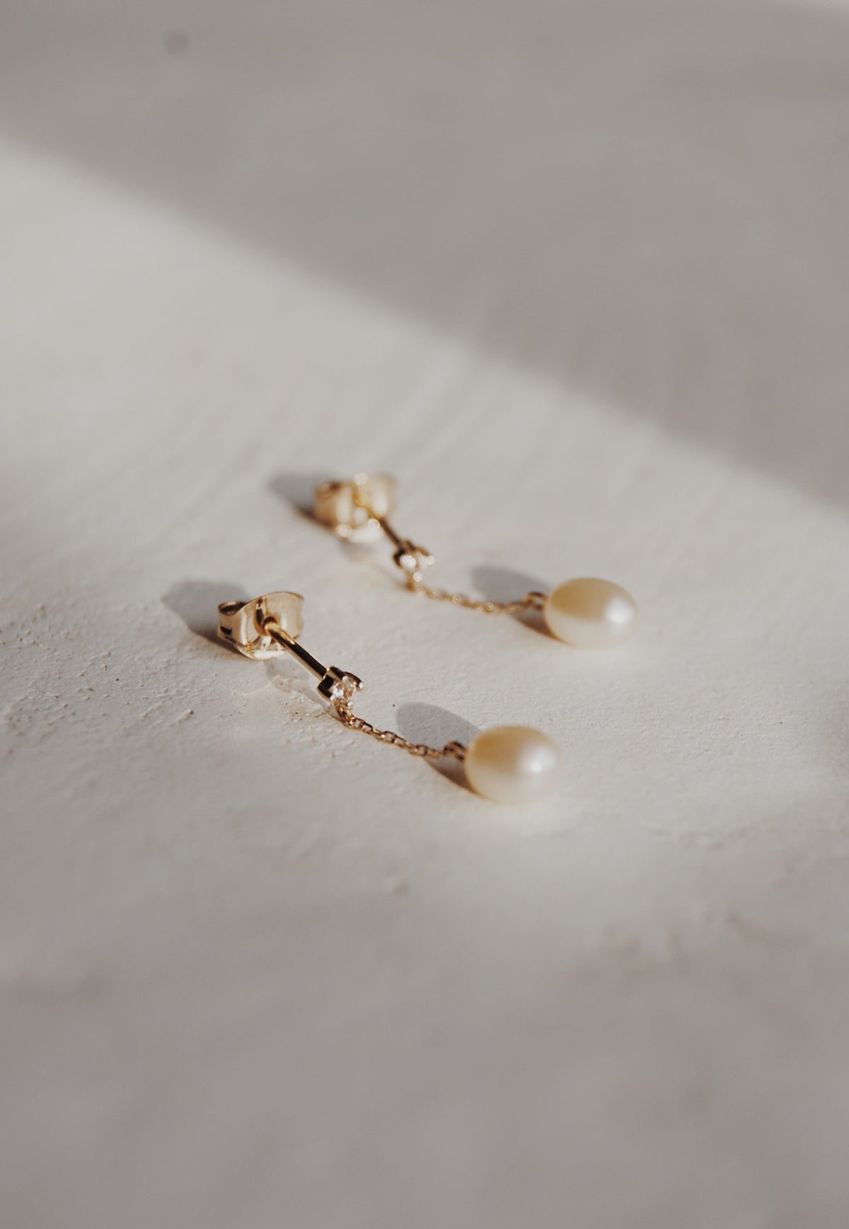 14K Emery Pearl Stud Earrings