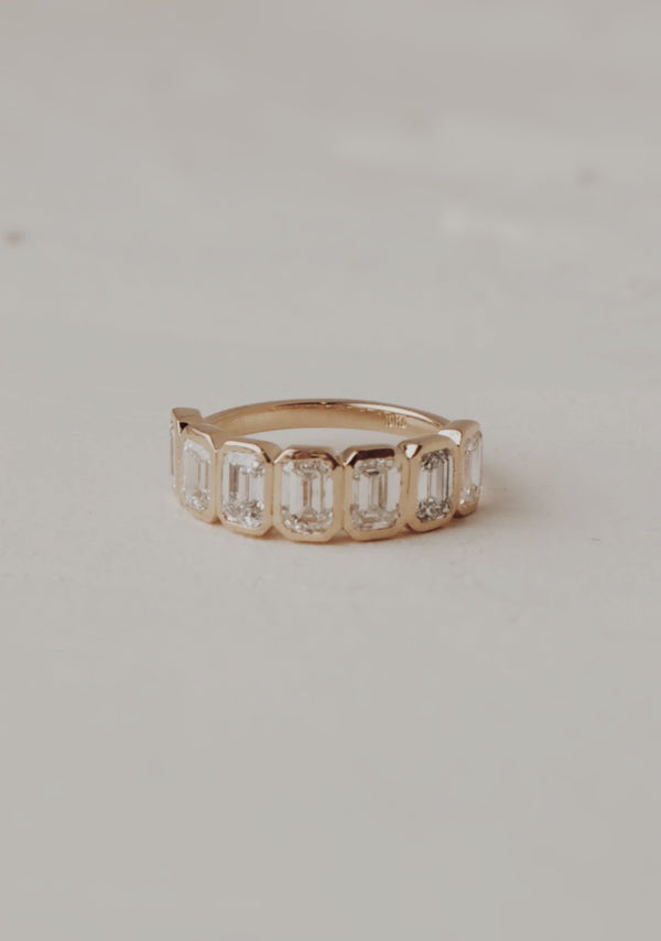 Lawrence Wedding Band