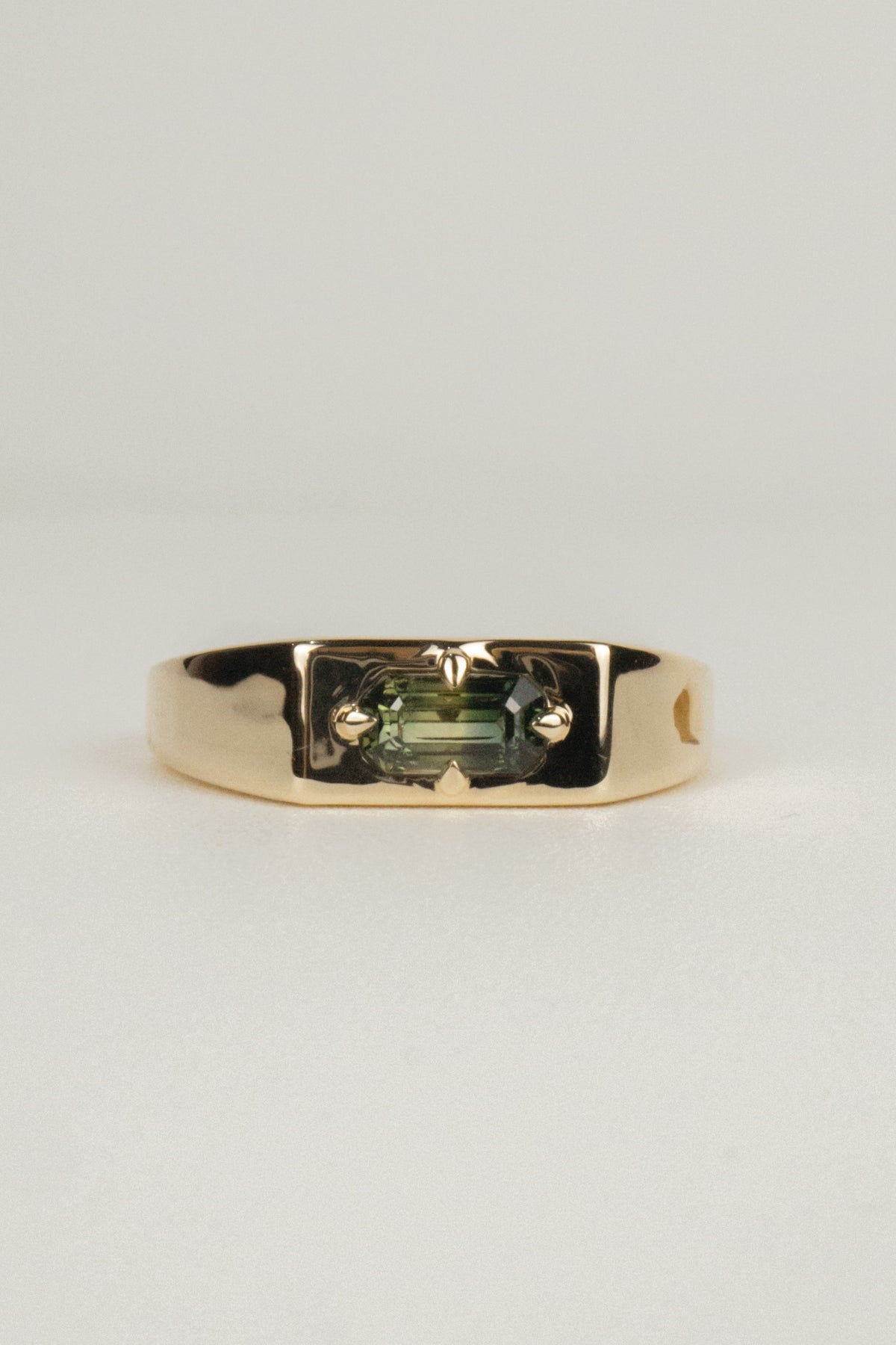 Grayson Men's Signet Ring- 0.85ct Parti Sapphire