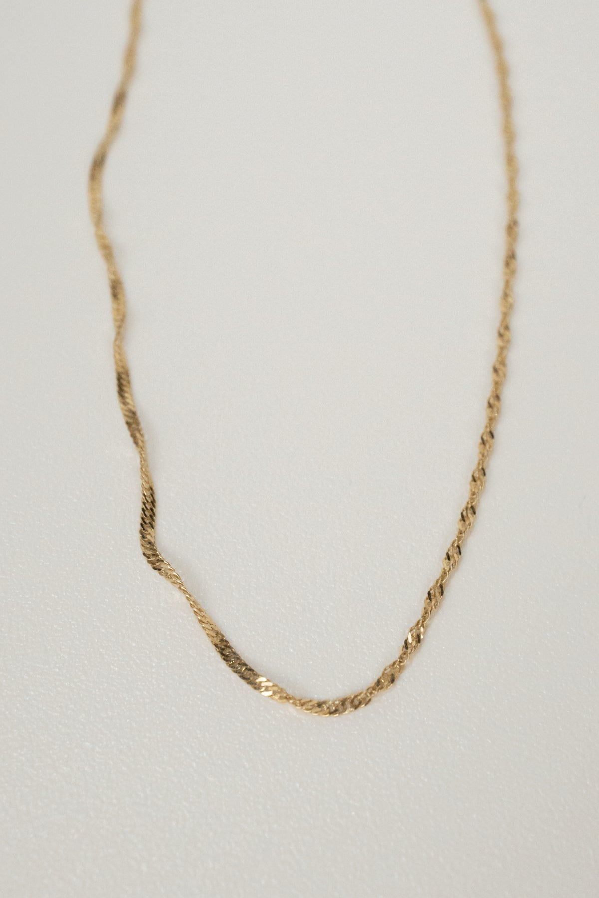 10k Singapore Glowing Chain Necklace