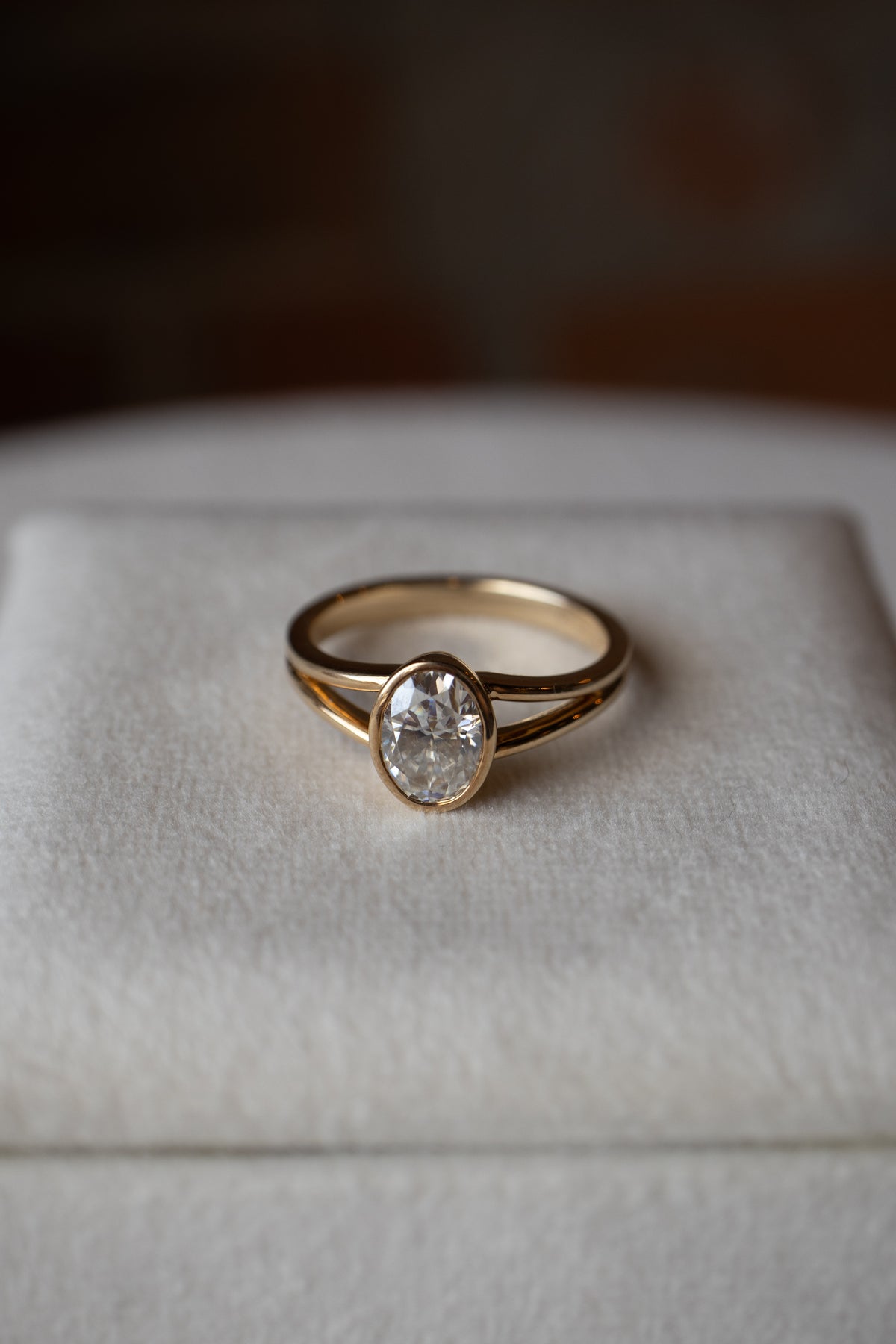 Mabel Engagement Ring- 1ct Oval Moissanite