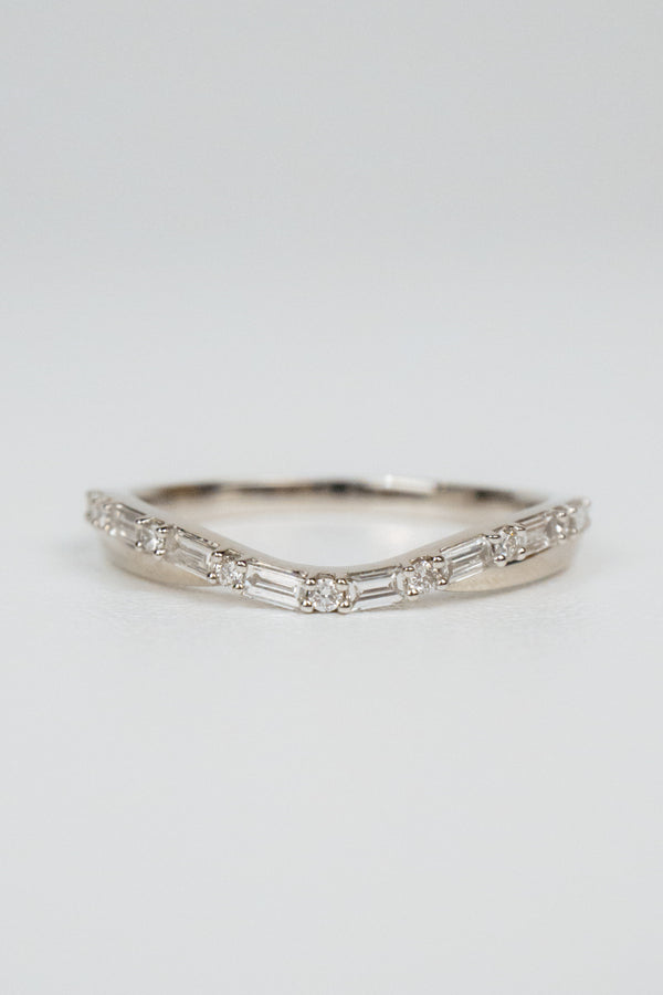 Everette Wedding Band