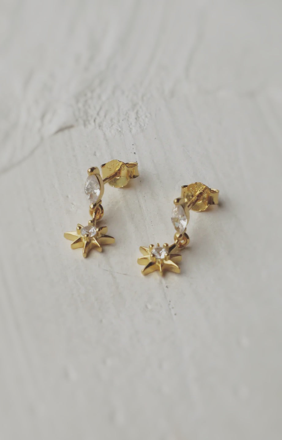 Estrella Star Stud Earrings