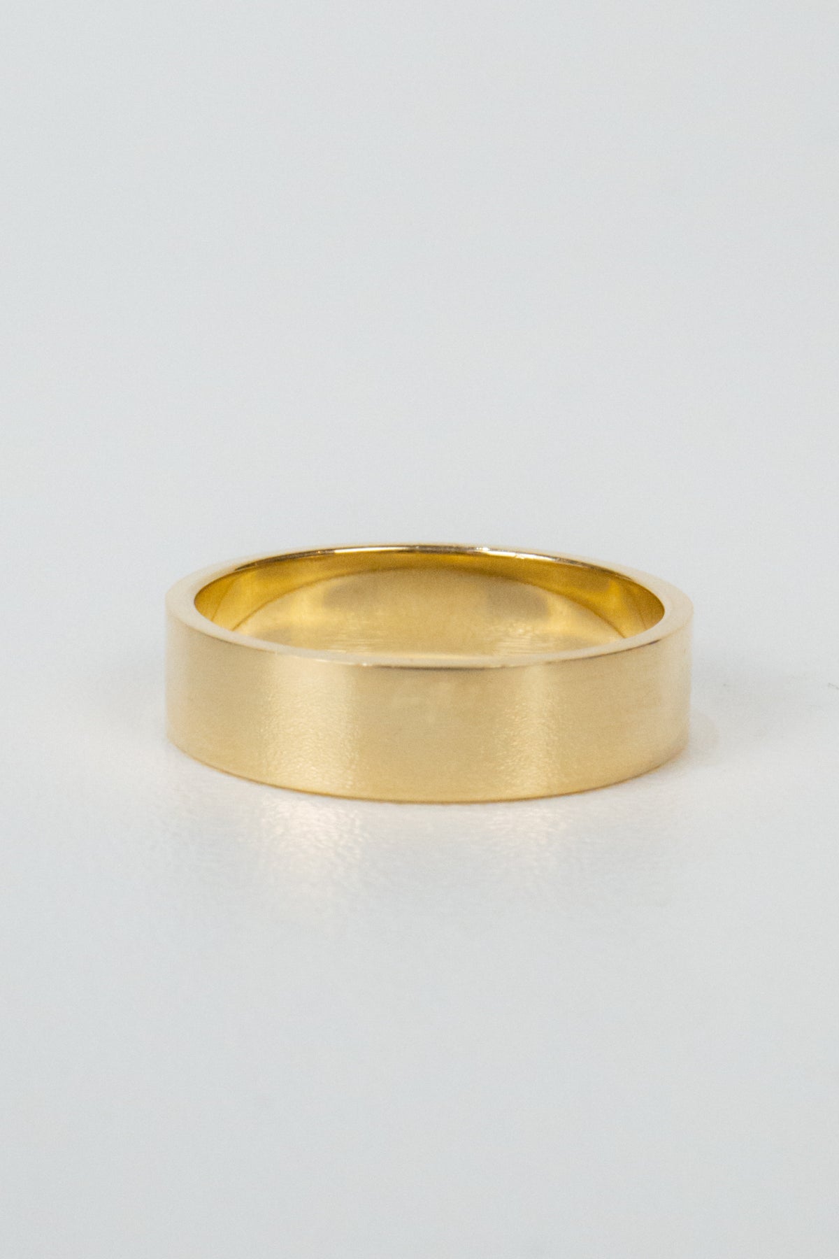 Luca Men’s Cigar Wedding Band - Unisex