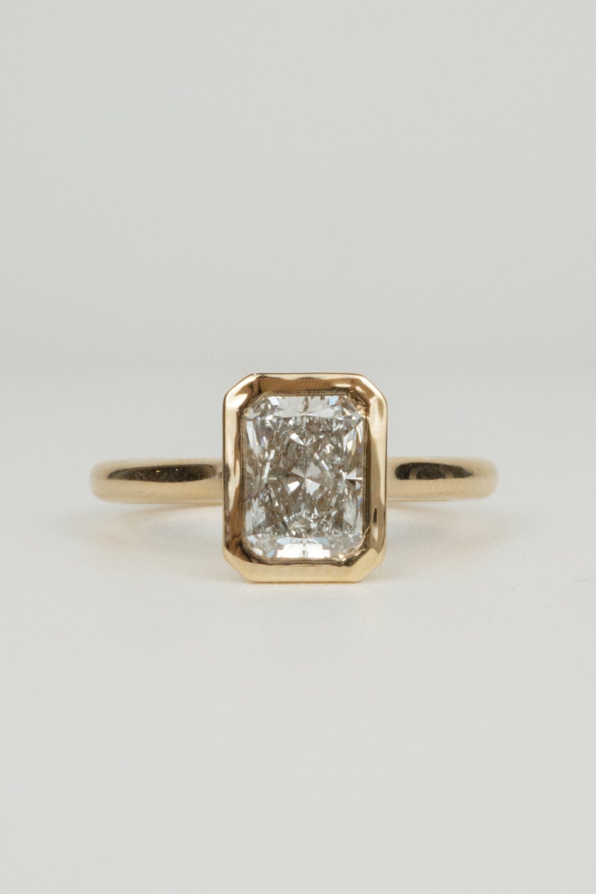 Winnie Engagement Ring- 1.5ct Radiant