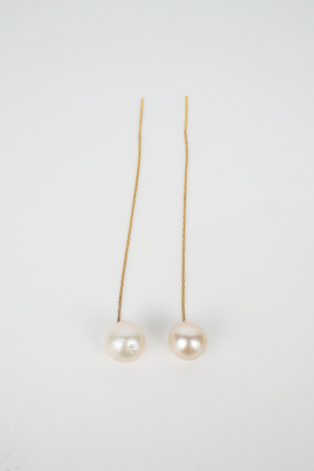 14K Wren Pearl Threaders