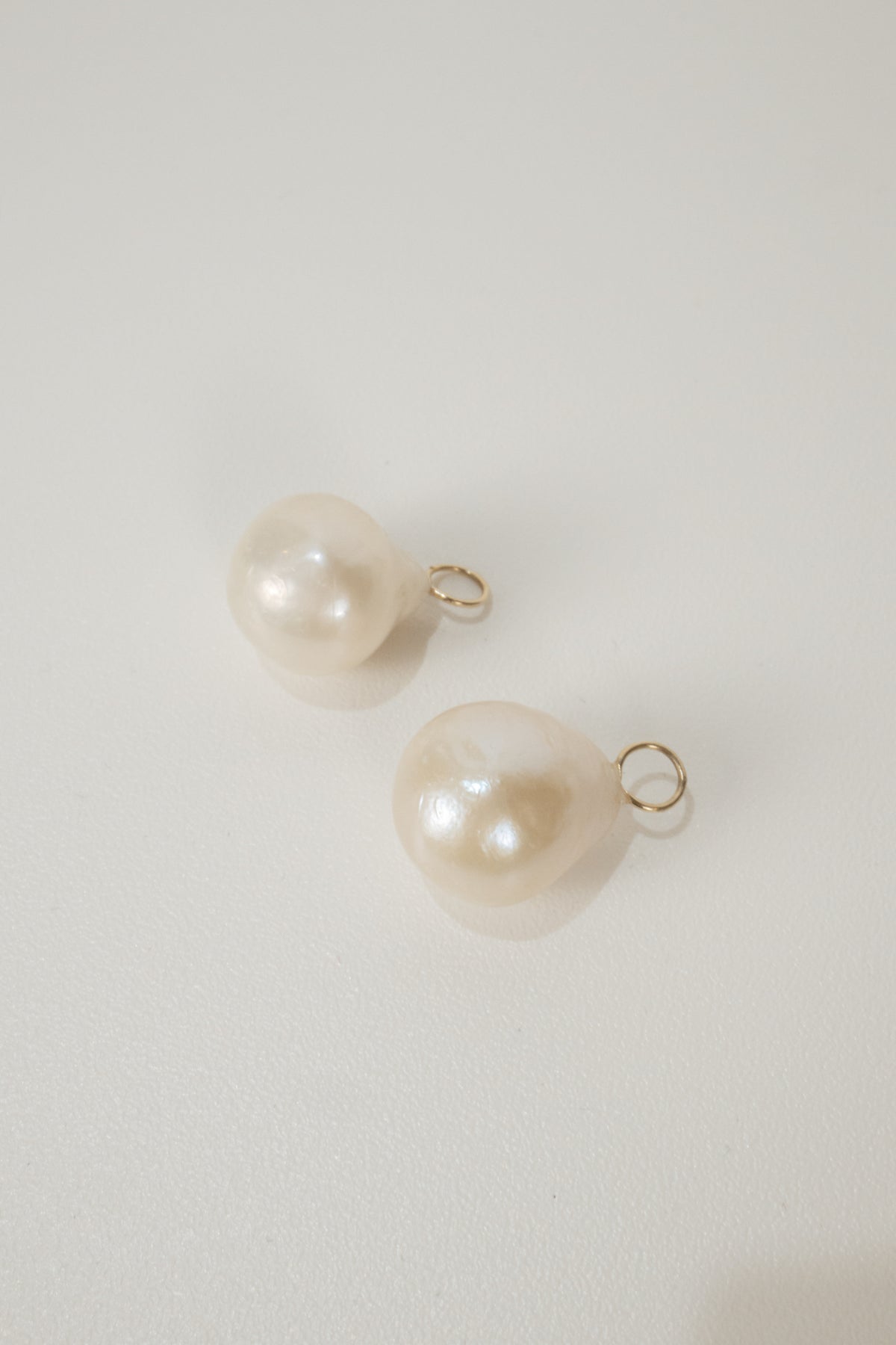 10k Chandler Pearl Earrings